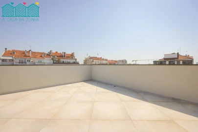 Apartamento T3 para Venda em Glória e Vera Cruz