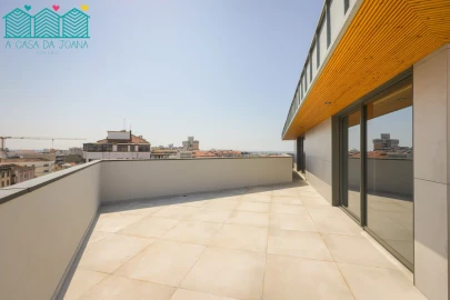 Apartamento T3 para Venda em Glória e Vera Cruz