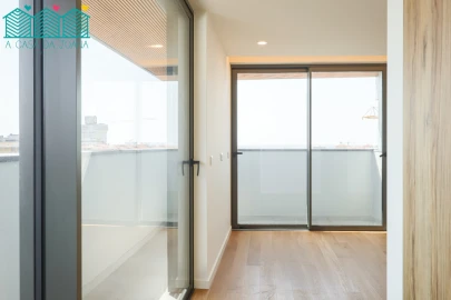 Apartamento T3 para Venda em Glória e Vera Cruz