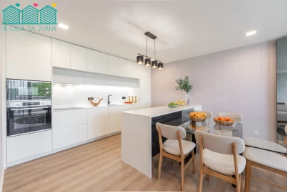 Apartamento T3 para Venda em Glória e Vera Cruz