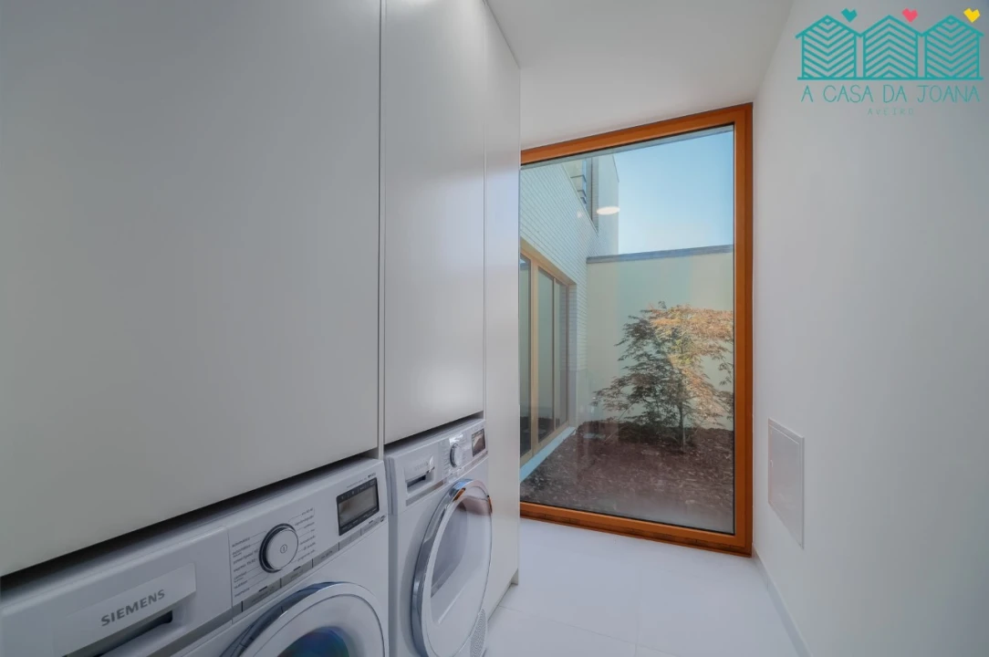 Moradia T4 para Venda em Esgueira Foto 9