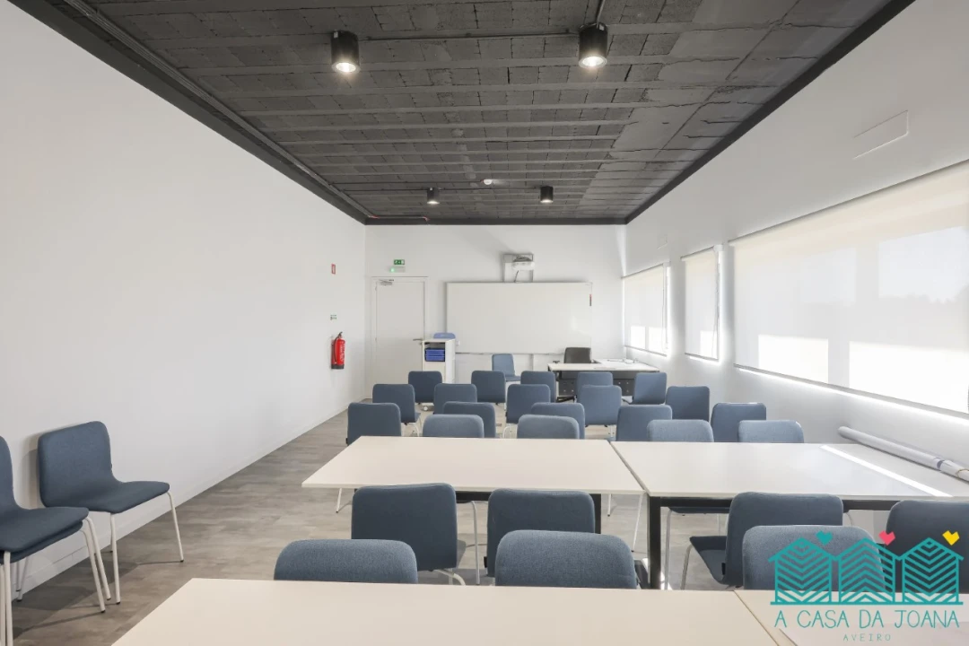 Armazém para Arrendamento em Oliveira do Bairro Foto 18