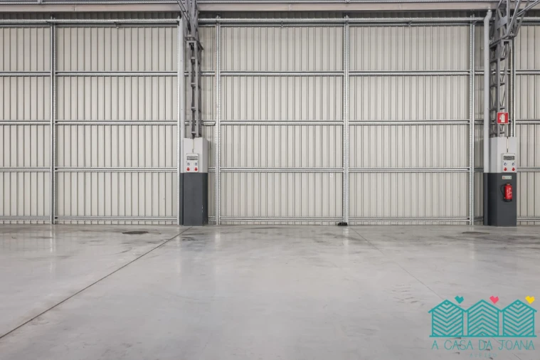 Armazém para Arrendamento em Oliveira do Bairro Foto 5