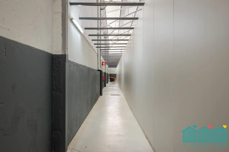 Armazém para Arrendamento em Oliveira do Bairro Foto 26