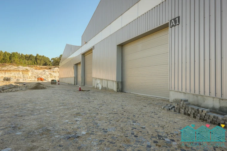 Armazém para Arrendamento em Oliveira do Bairro Foto 34