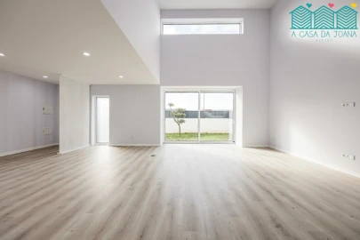 Moradia T4 para Venda em Aradas