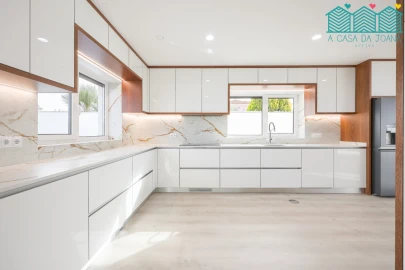 Moradia T4 para Venda em Aradas