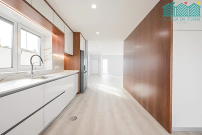 Moradia T4 para Venda em Aradas