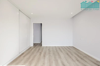 Moradia T4 para Venda em Aradas