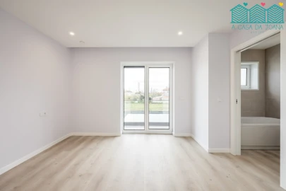 Moradia T4 para Venda em Aradas