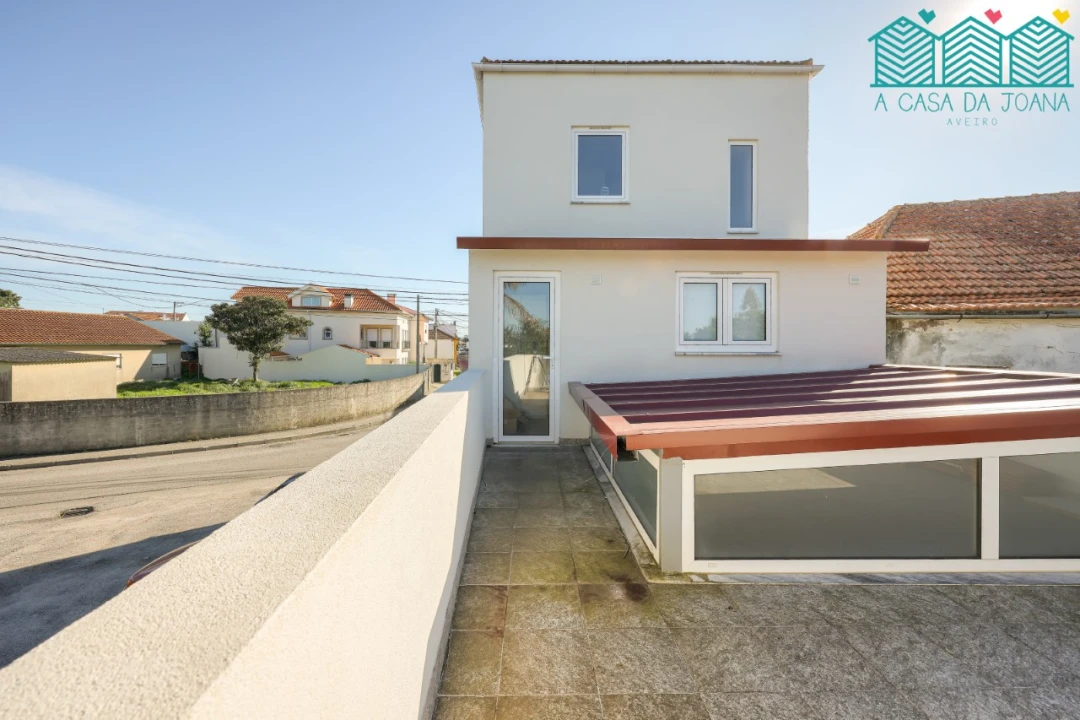 Moradia T7 para Venda em Aradas Foto 17