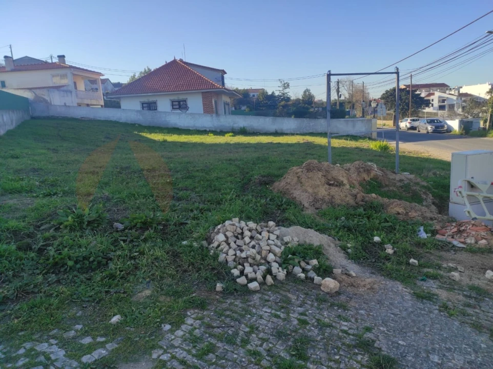 Terreno para Venda em Sesimbra (Castelo) Foto 1