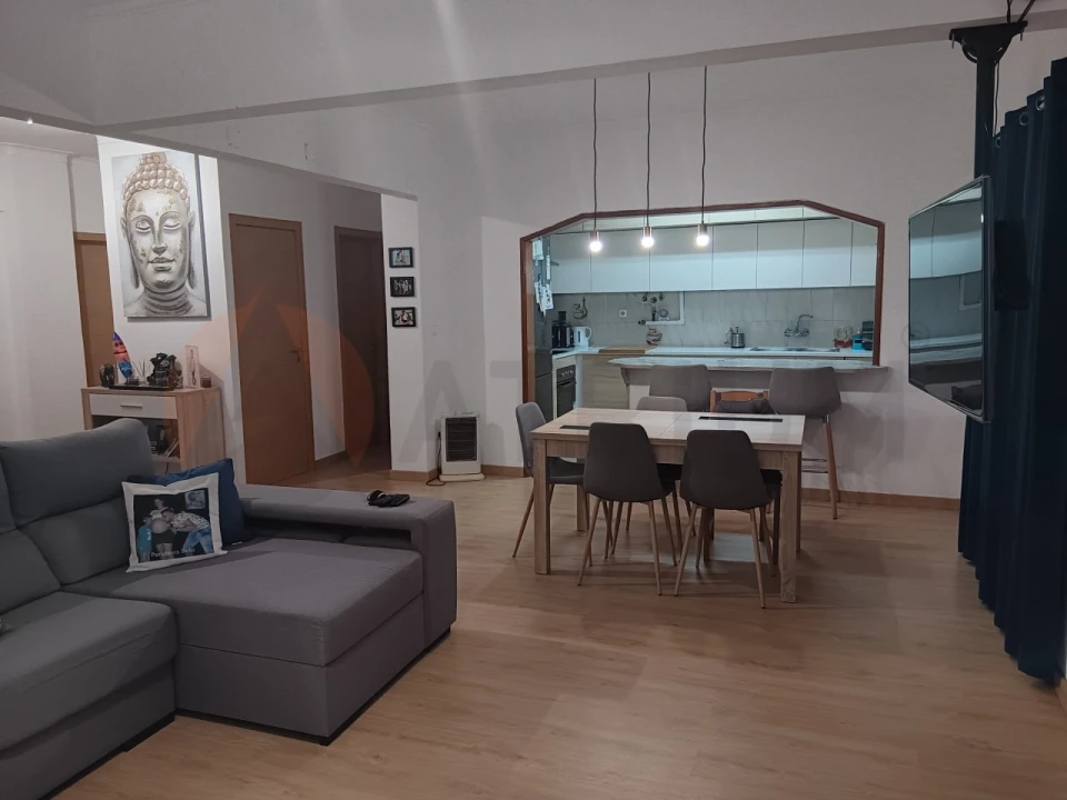 Apartamento T4 para Venda em Laranjeiro e Feijó Foto 19