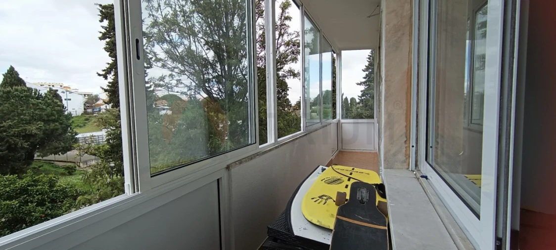 Apartamento T4 para Venda em Laranjeiro e Feijó Foto 4