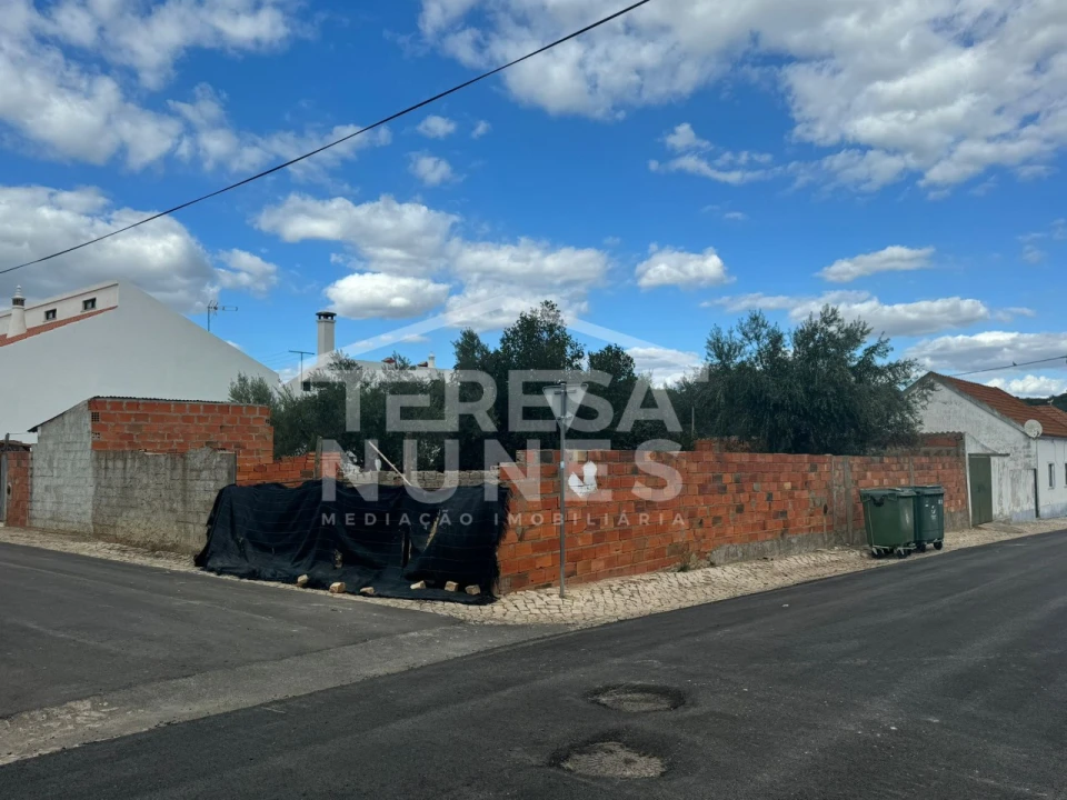 Terreno para Venda em Torrão Foto 2