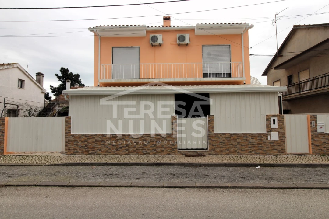 Moradia T3 para Venda em Quinta do Conde Foto 20