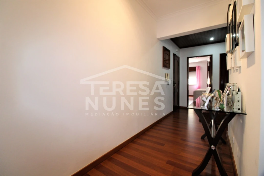 Apartamento T3 para Venda em Queluz e Belas Foto 7