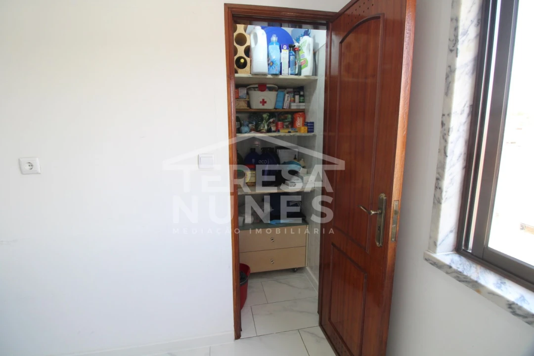 Apartamento T3 para Venda em Queluz e Belas Foto 10