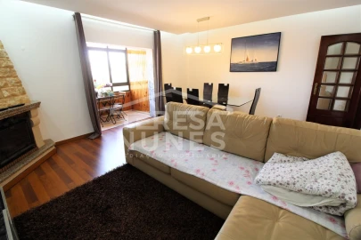 Apartamento T3 para Venda em Queluz e Belas