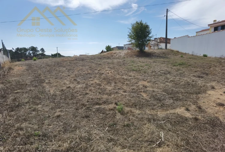 Terreno para Venda em Ramalhal Foto 2