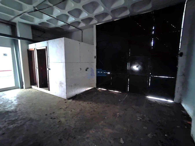 Armazém para Venda em Sacavém e Prior Velho Foto 7