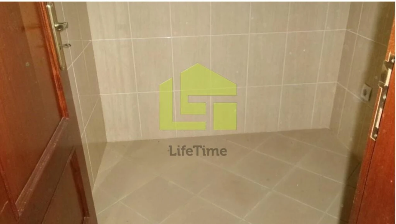 Prédio para Venda em Valongo dos Azeites Foto 26