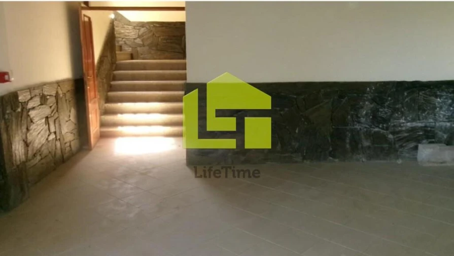 Prédio para Venda em Valongo dos Azeites Foto 16