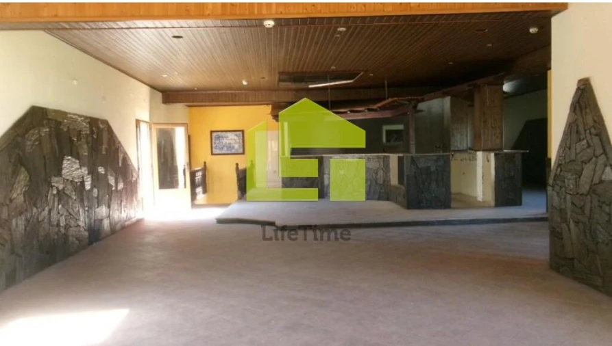 Prédio para Venda em Valongo dos Azeites Foto 4