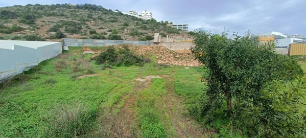 Terreno para Venda em Albufeira e Olhos de Água