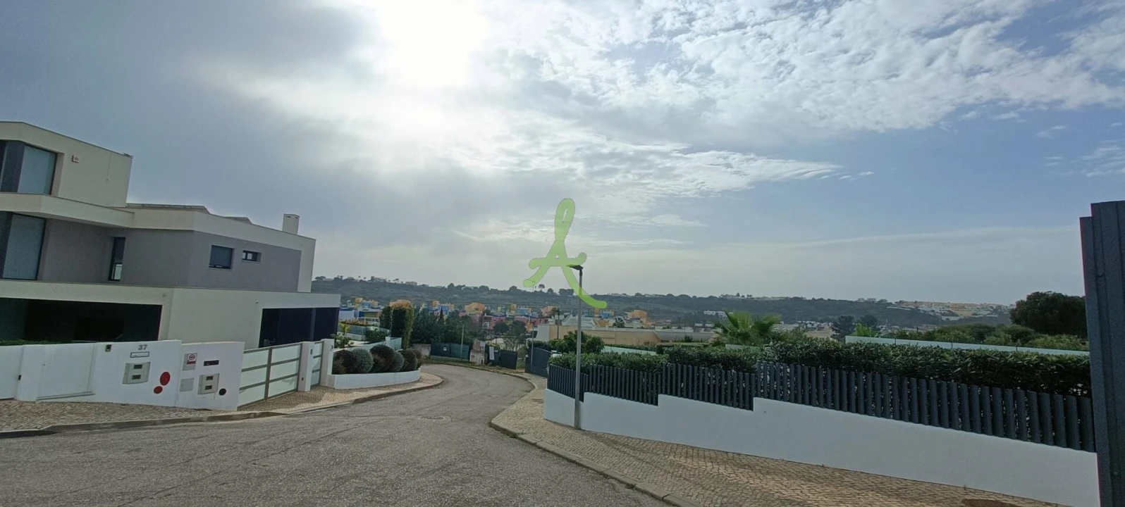 Terreno para Venda em Albufeira e Olhos de Água Foto 4