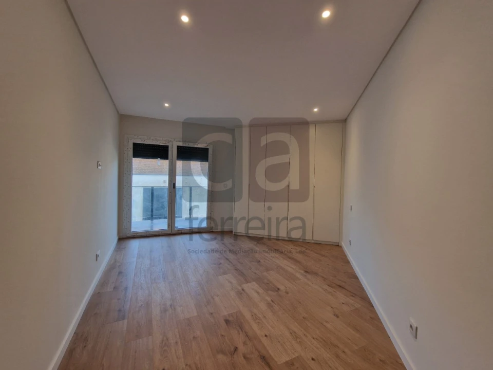 Apartamento T3 para Venda em Almeirim Foto 16