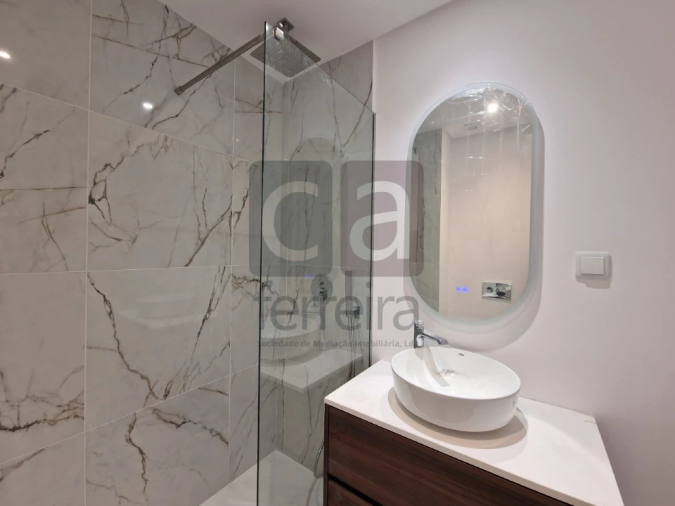 Apartamento T3 para Venda em Almeirim Foto 26