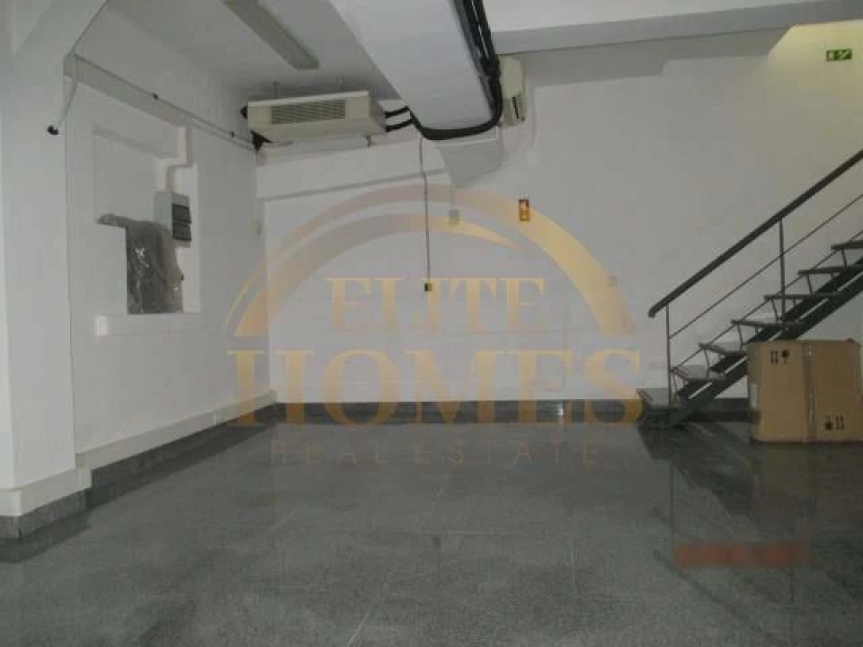 Negócio para Venda em Alvalade Foto 11