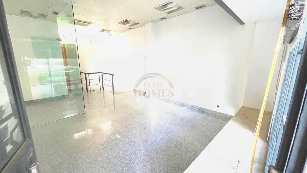 Negócio para Venda em Alvalade Foto 2