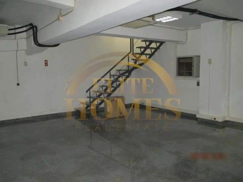 Negócio para Venda em Alvalade Foto 12