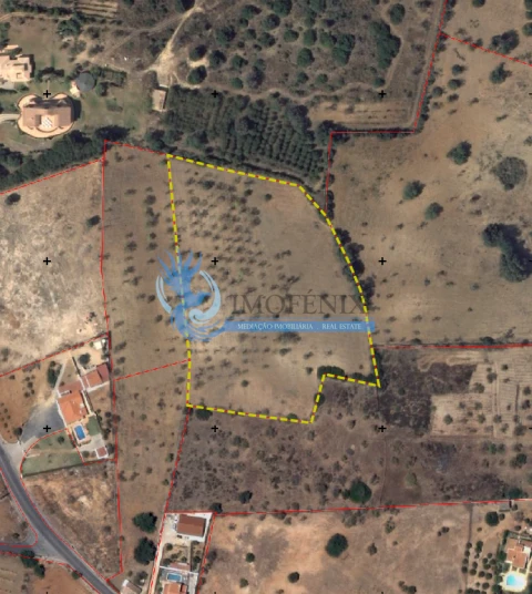 Terreno para Venda em Albufeira e Olhos de Água