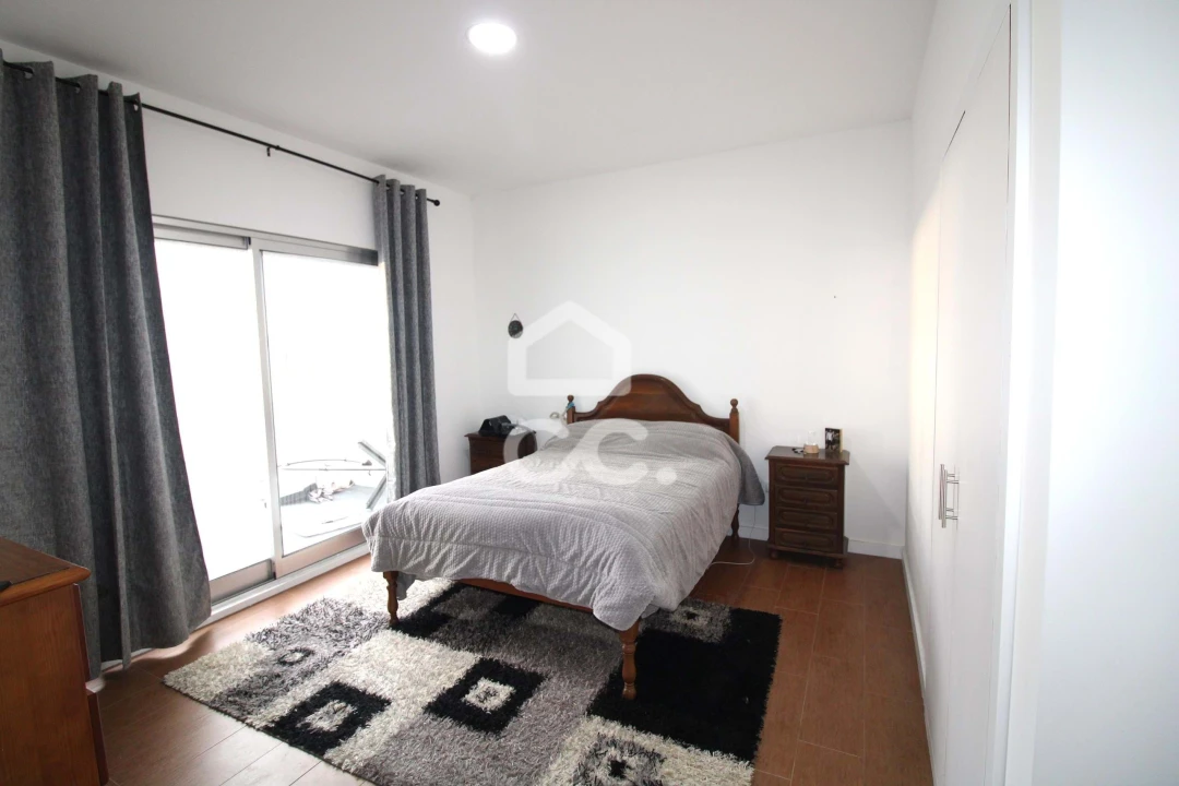Apartamento T2 para Venda em Santa Clara Foto 13