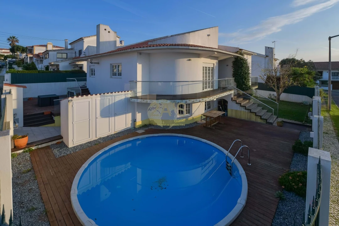 Moradia T4 para Venda em Gaeiras Foto 2