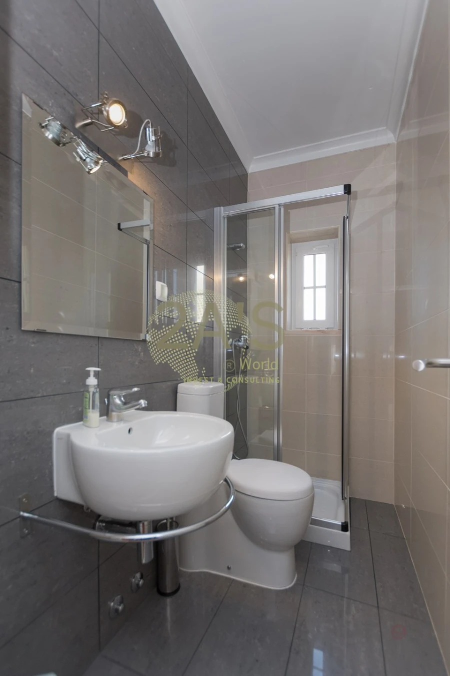 Moradia T4 para Venda em Gaeiras Foto 8