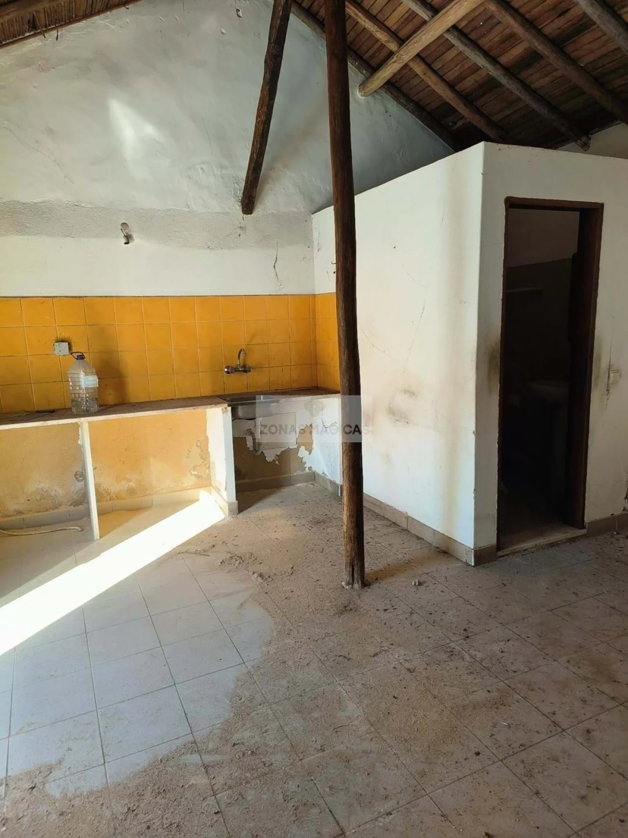 Terreno para Venda em Lagos (São Sebastião e Santa Maria) Foto 14