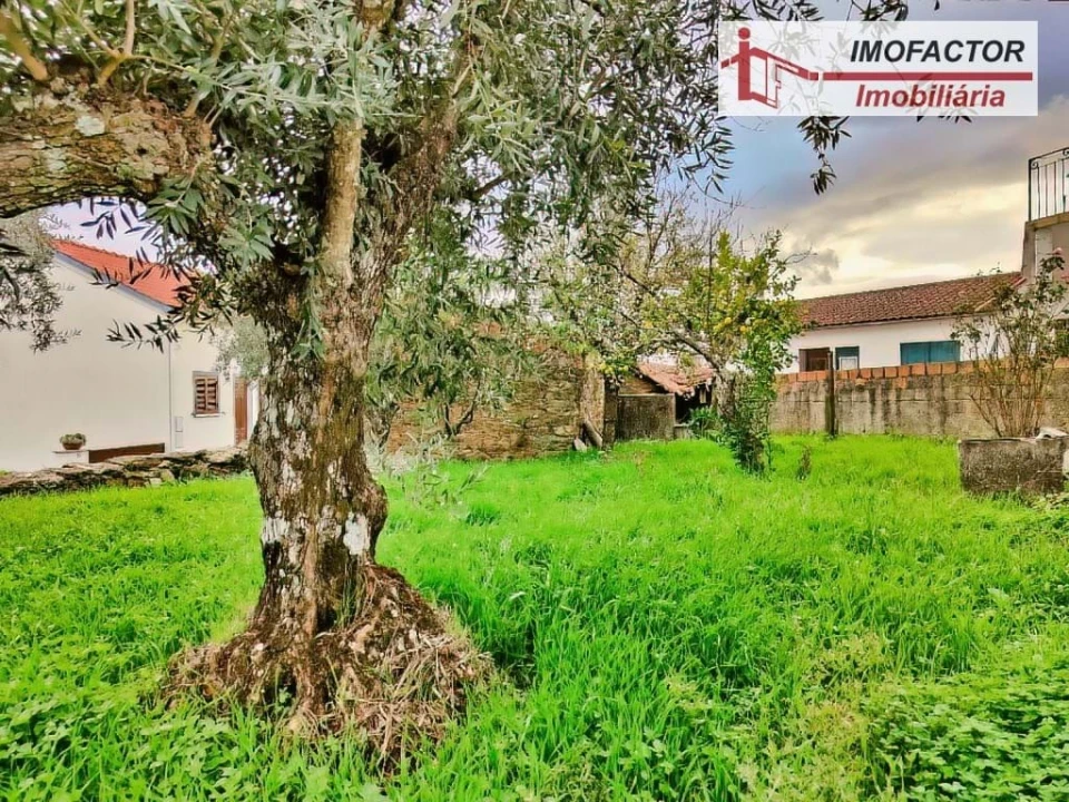 Moradia T5 para Venda em Santo Andre das Tojeiras Foto 9