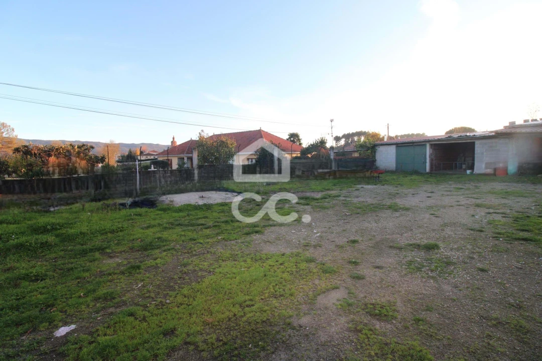 Terreno para Venda em Vale de Anta Foto 2