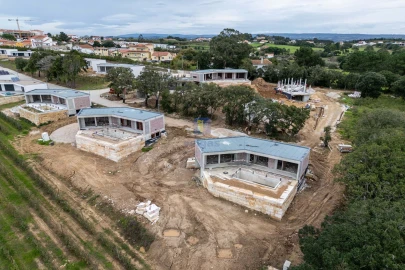 Moradia T2 para Venda em Caldas da Rainha - Santo Onofre e Serra do Bouro