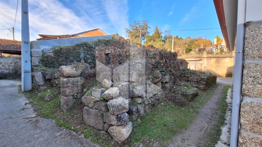 Moradia T0 para Venda em Mouraz e Vila Nova da Rainha Foto 7