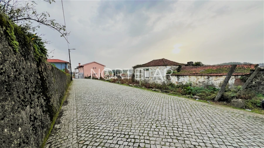 Moradia T0 para Venda em Coronado (São Romão e São Mamede) Foto 8