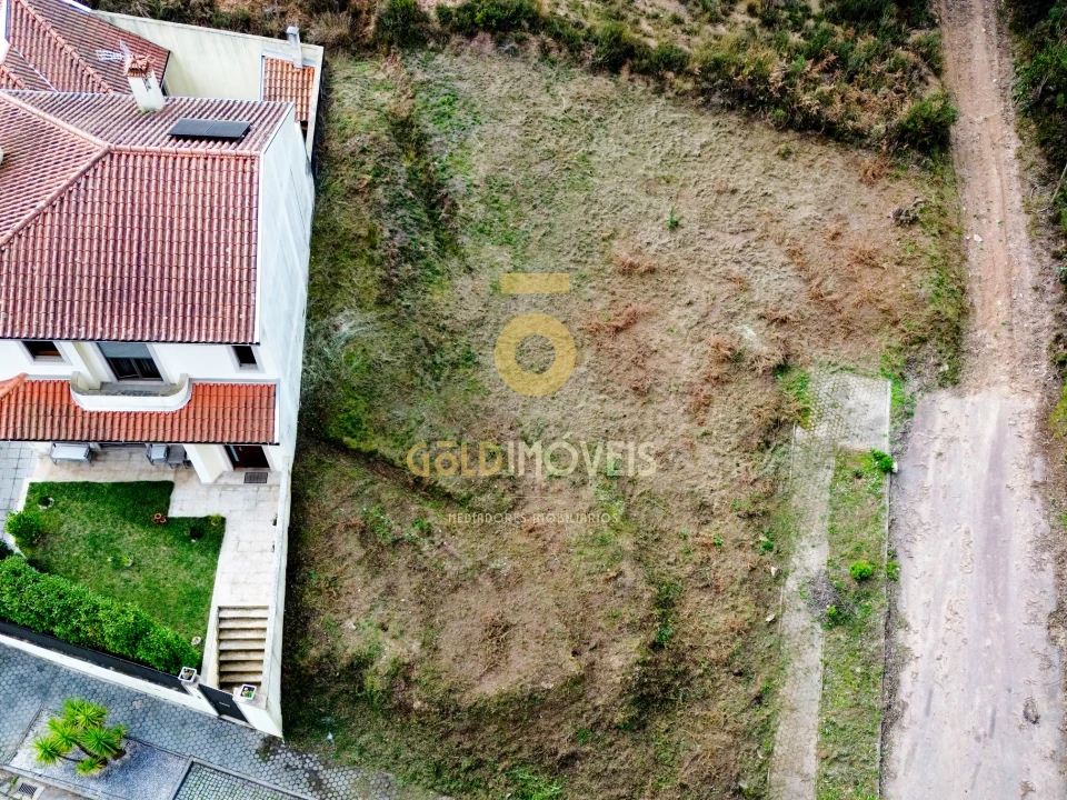 Terreno para Venda em Macieira de Sarnes Foto 3