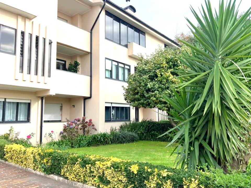 Apartamento T3 para Venda em Lordelo do Ouro e Massarelos Foto 3