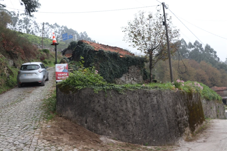 Moradia T2 para Venda em Unhão e Lordelo