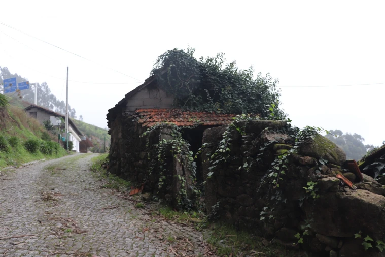 Moradia T2 para Venda em Unhão e Lordelo Foto 7