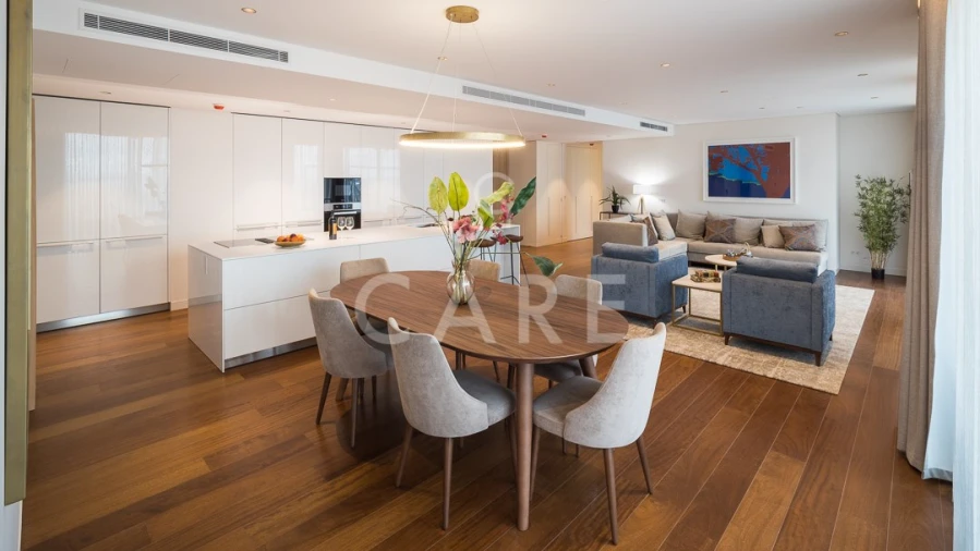 Apartamento T4 para Venda em Parque das Nações Foto 3